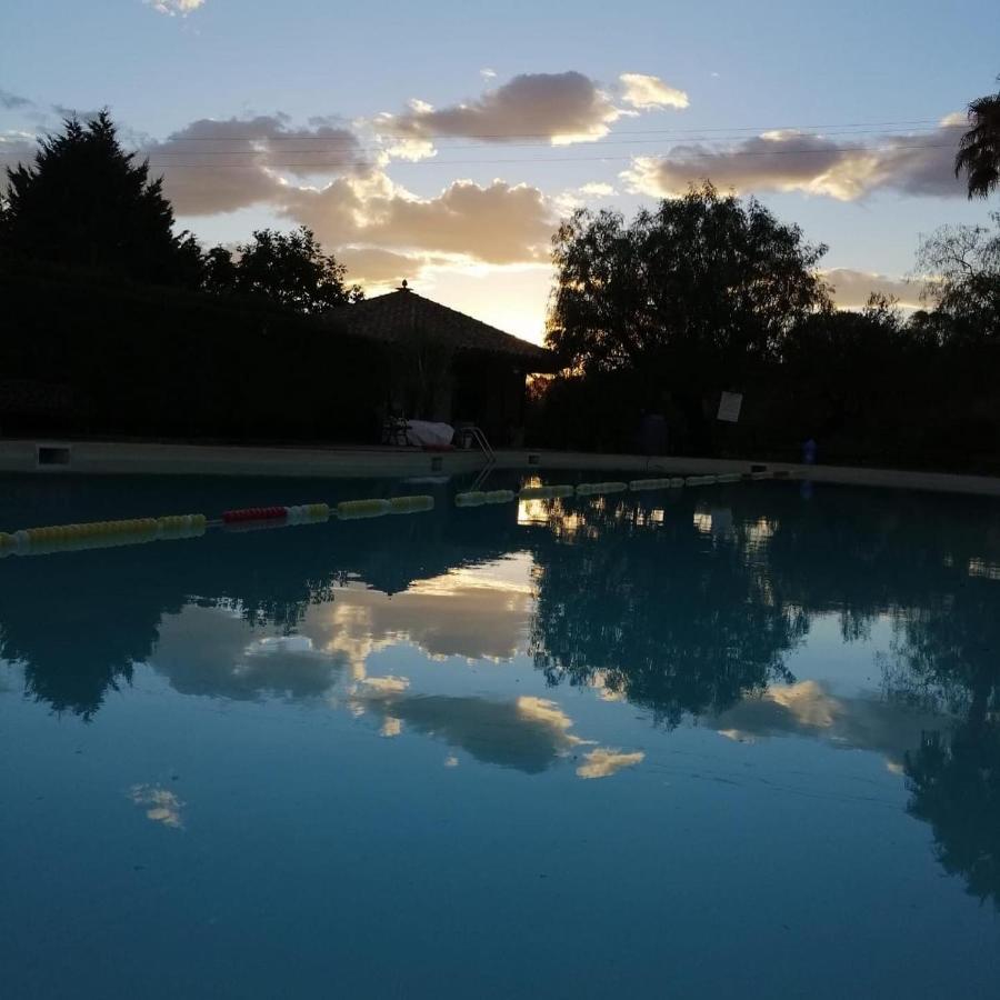 La Dolce Vita Regalbuto Bagian luar foto
