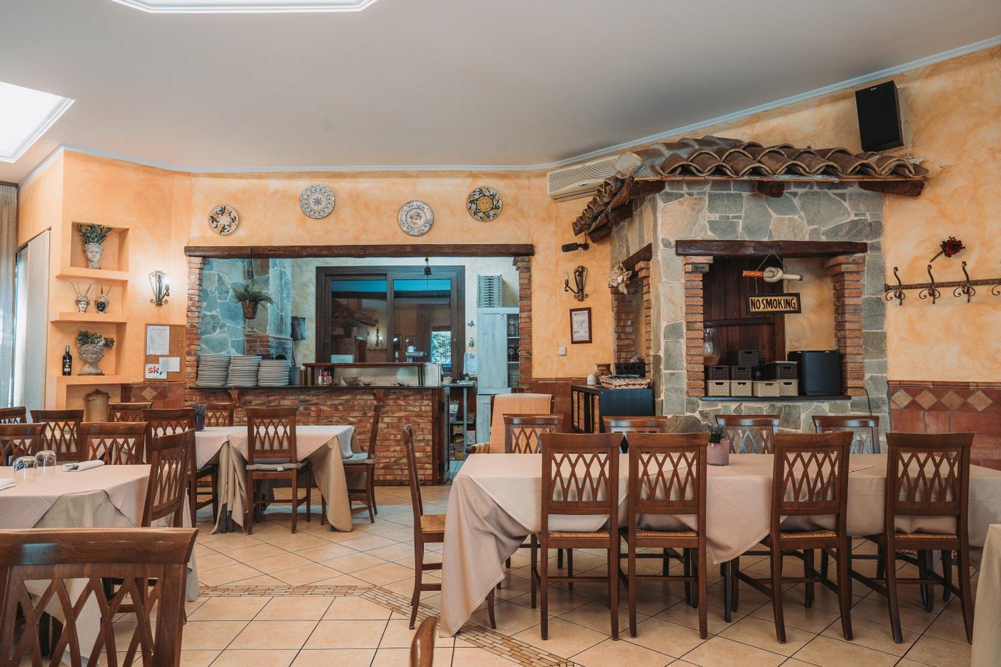 La Dolce Vita Regalbuto Bagian luar foto