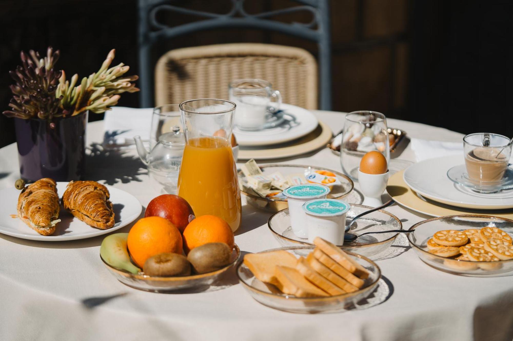 La Dolce Vita Regalbuto Bagian luar foto